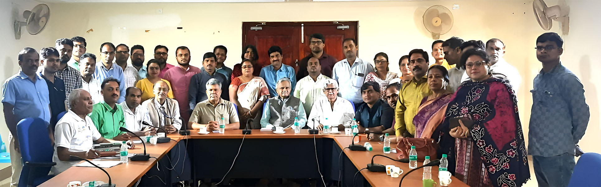 Faculty Members with the Chancellor and the Vice-Chancellor